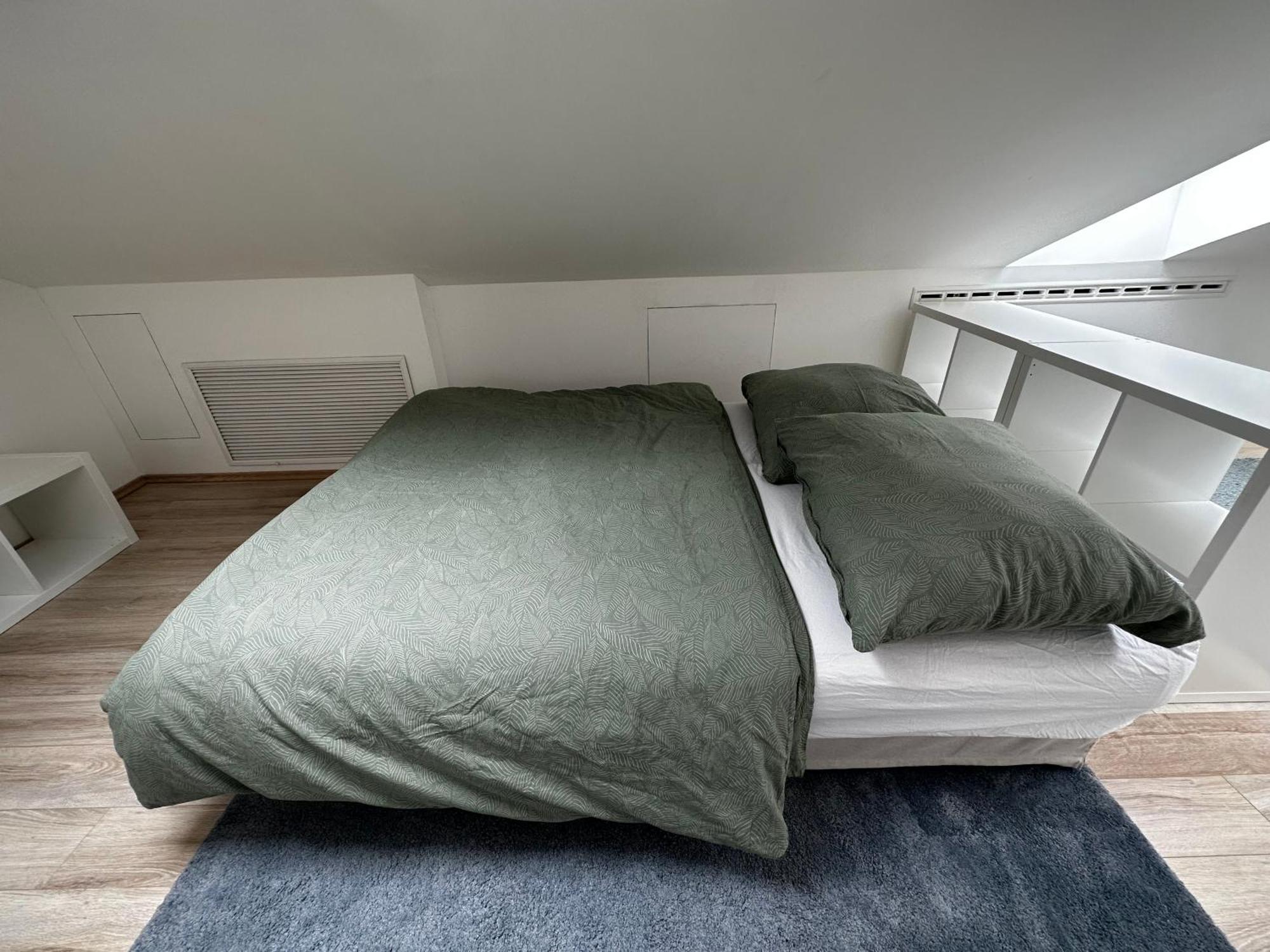 Urban Zenhouse No.2 - Breakfast Included Apartment บราติสลาวา ภายนอก รูปภาพ