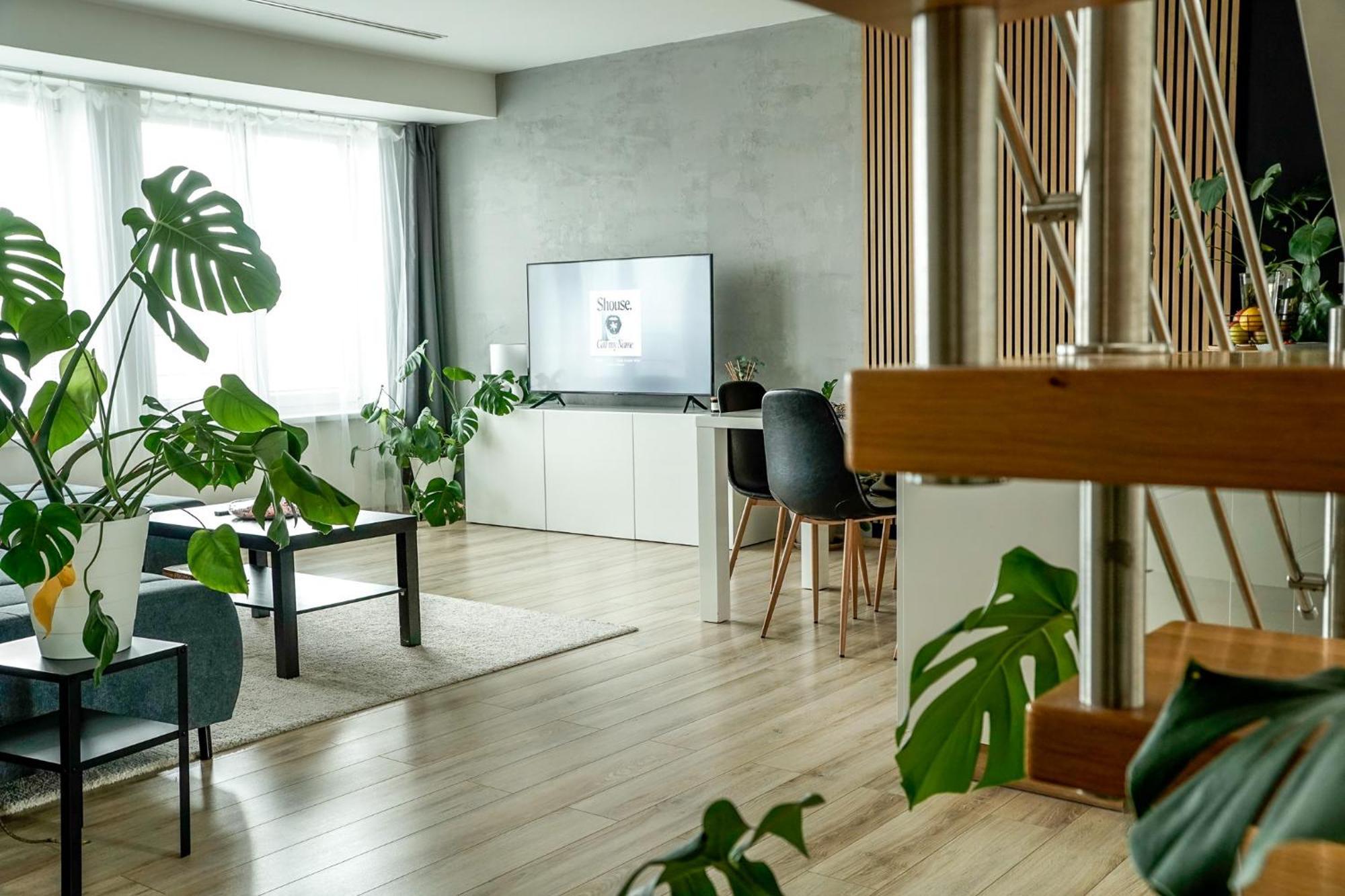 Urban Zenhouse No.2 - Breakfast Included Apartment บราติสลาวา ภายนอก รูปภาพ
