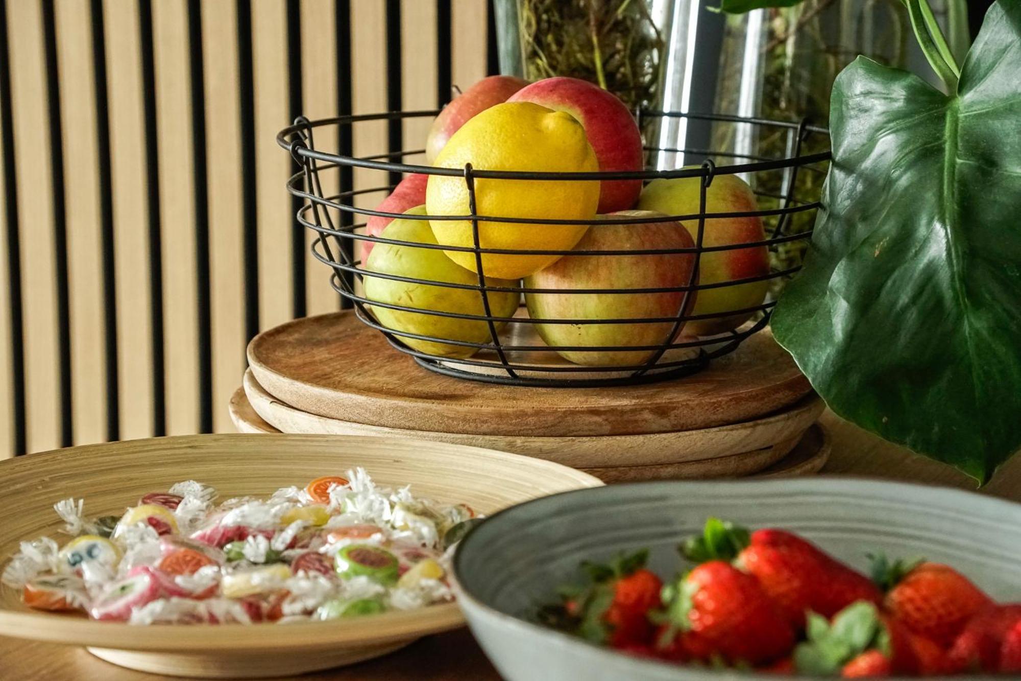 Urban Zenhouse No.2 - Breakfast Included Apartment บราติสลาวา ภายนอก รูปภาพ