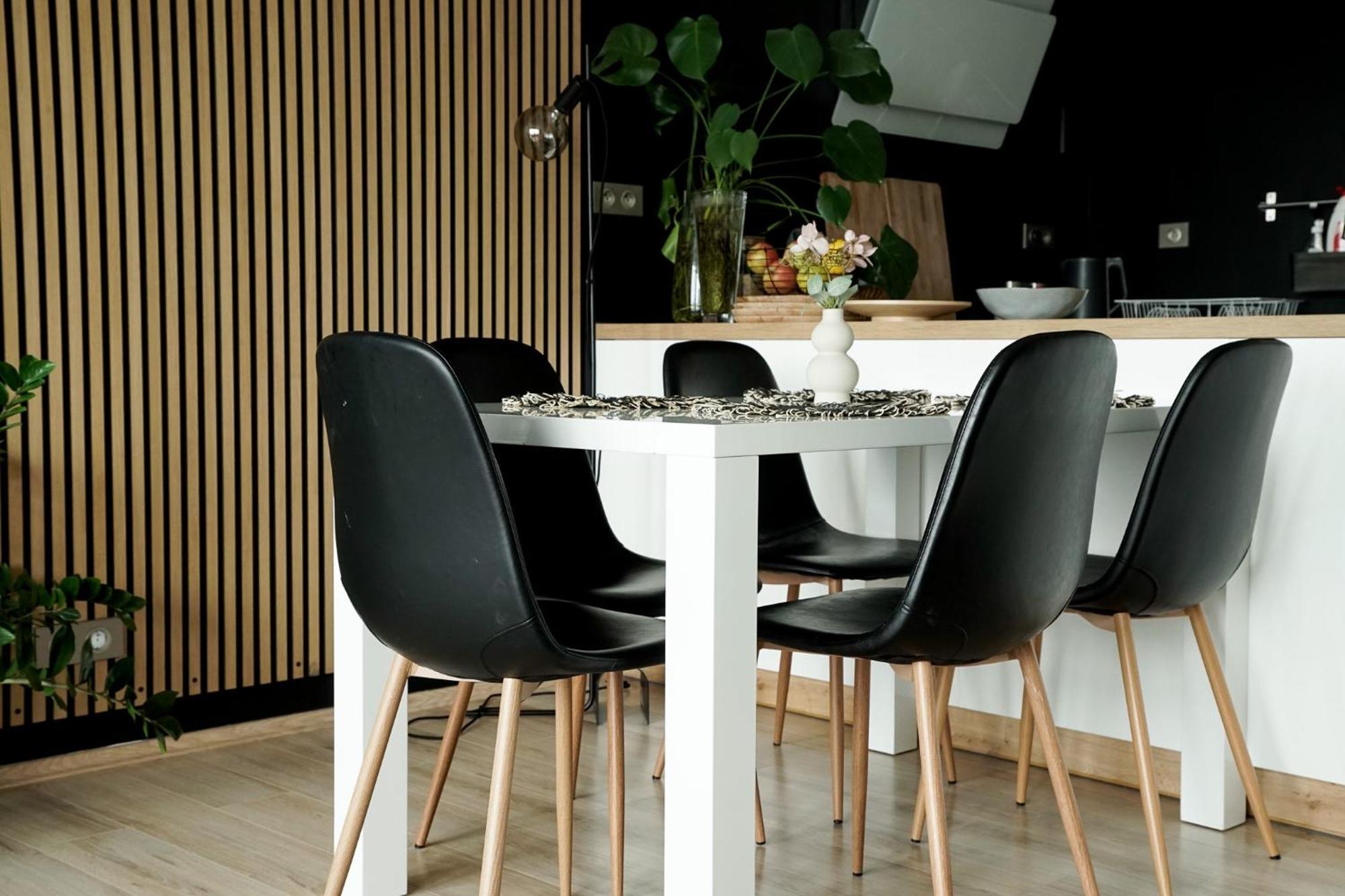 Urban Zenhouse No.2 - Breakfast Included Apartment บราติสลาวา ภายนอก รูปภาพ