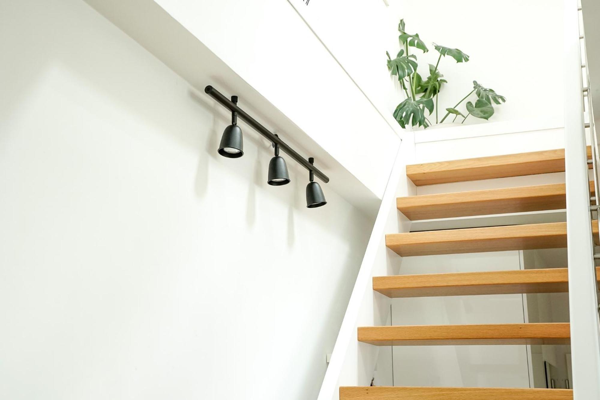 Urban Zenhouse No.2 - Breakfast Included Apartment บราติสลาวา ภายนอก รูปภาพ