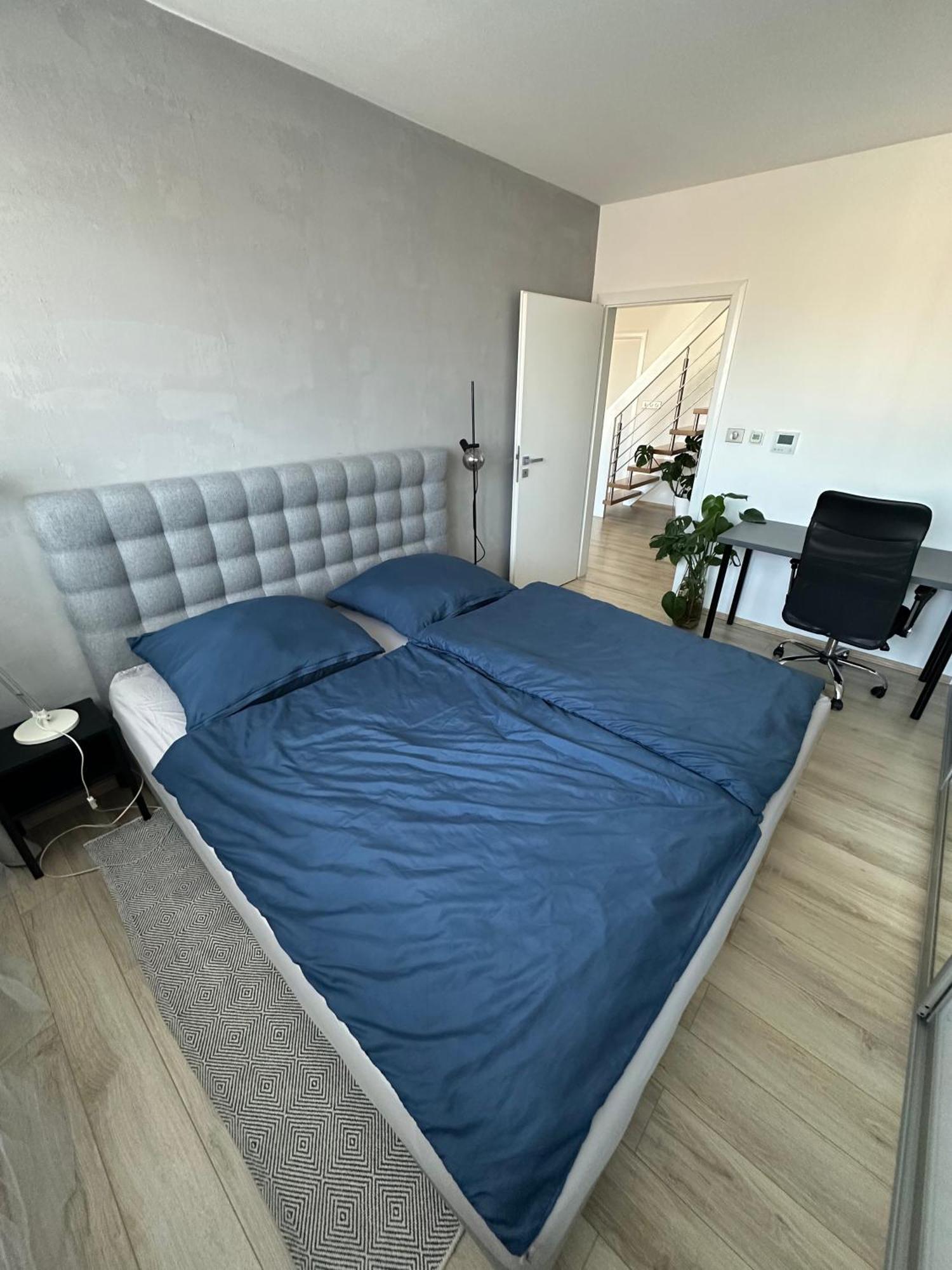 Urban Zenhouse No.2 - Breakfast Included Apartment บราติสลาวา ภายนอก รูปภาพ